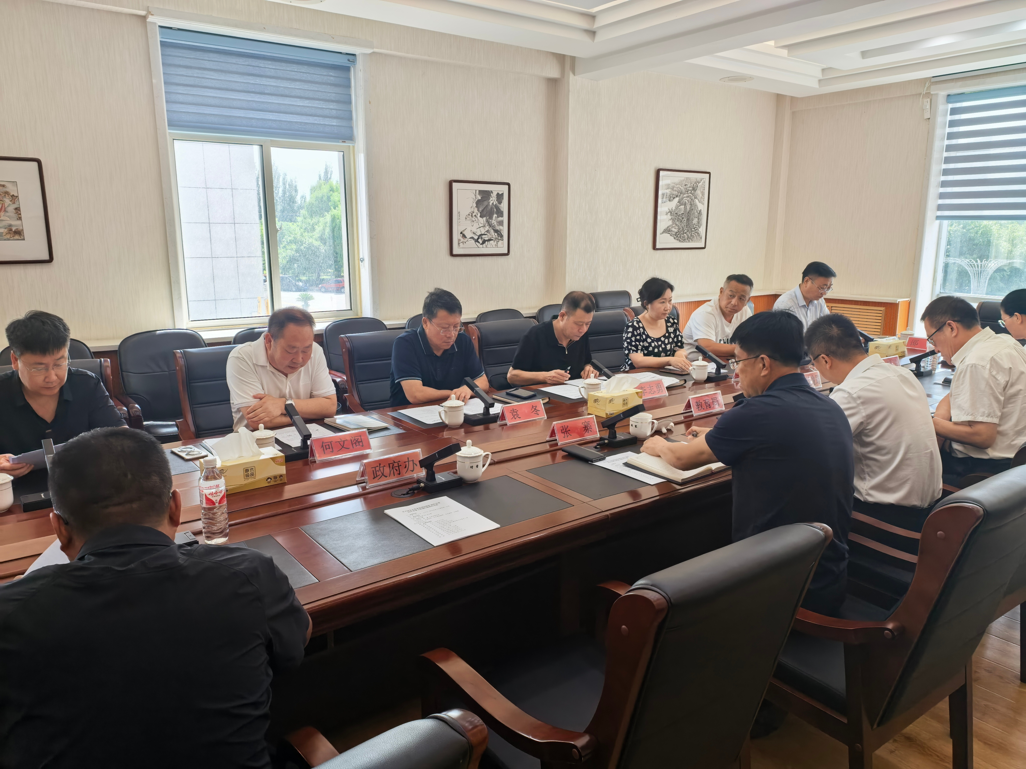 区人大常委会视察区政府2025年度民生实事工程